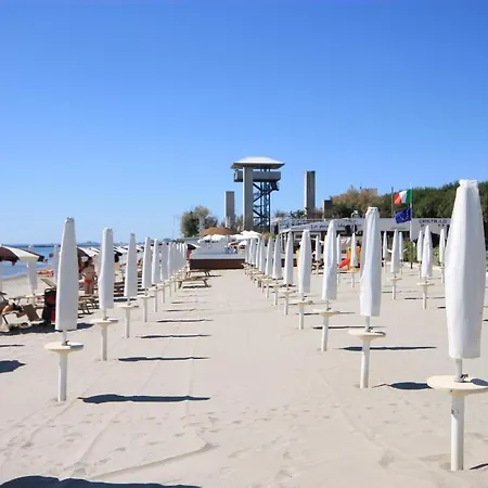 In Lido Degli Scacchi Mit Garten * Lido di Pomposa